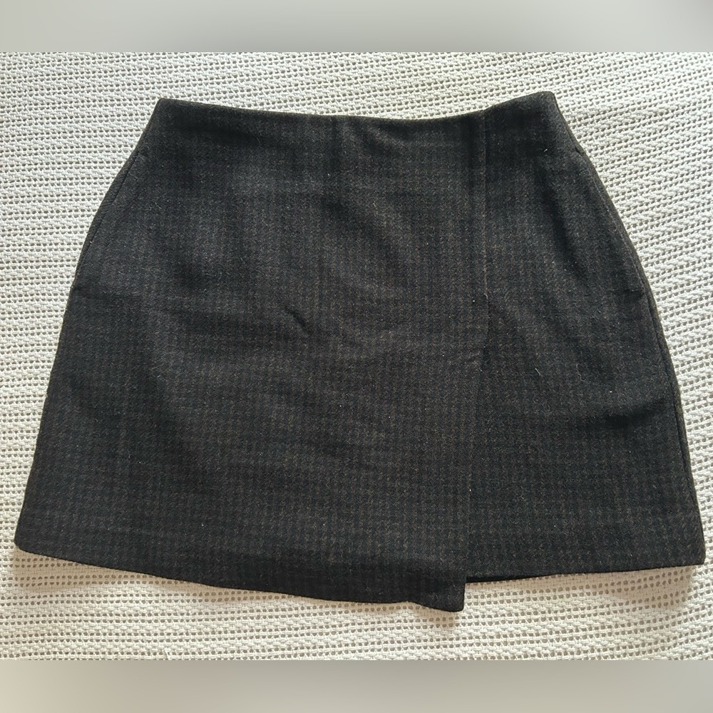 Uniqlo Wool Checkered Mini Skirt